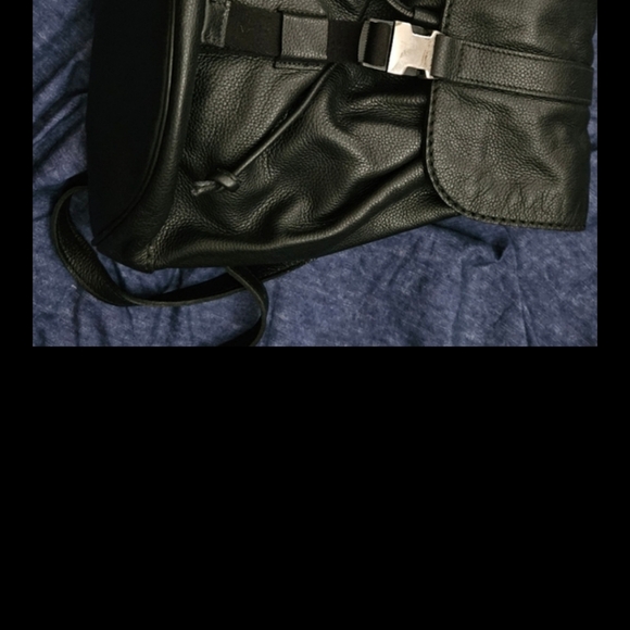 BNWT ROOTS CITY HIKING PACK - Picture 4 of 9